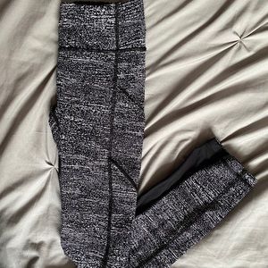 Lululemon Black & white speckled Luxtreme Leggings